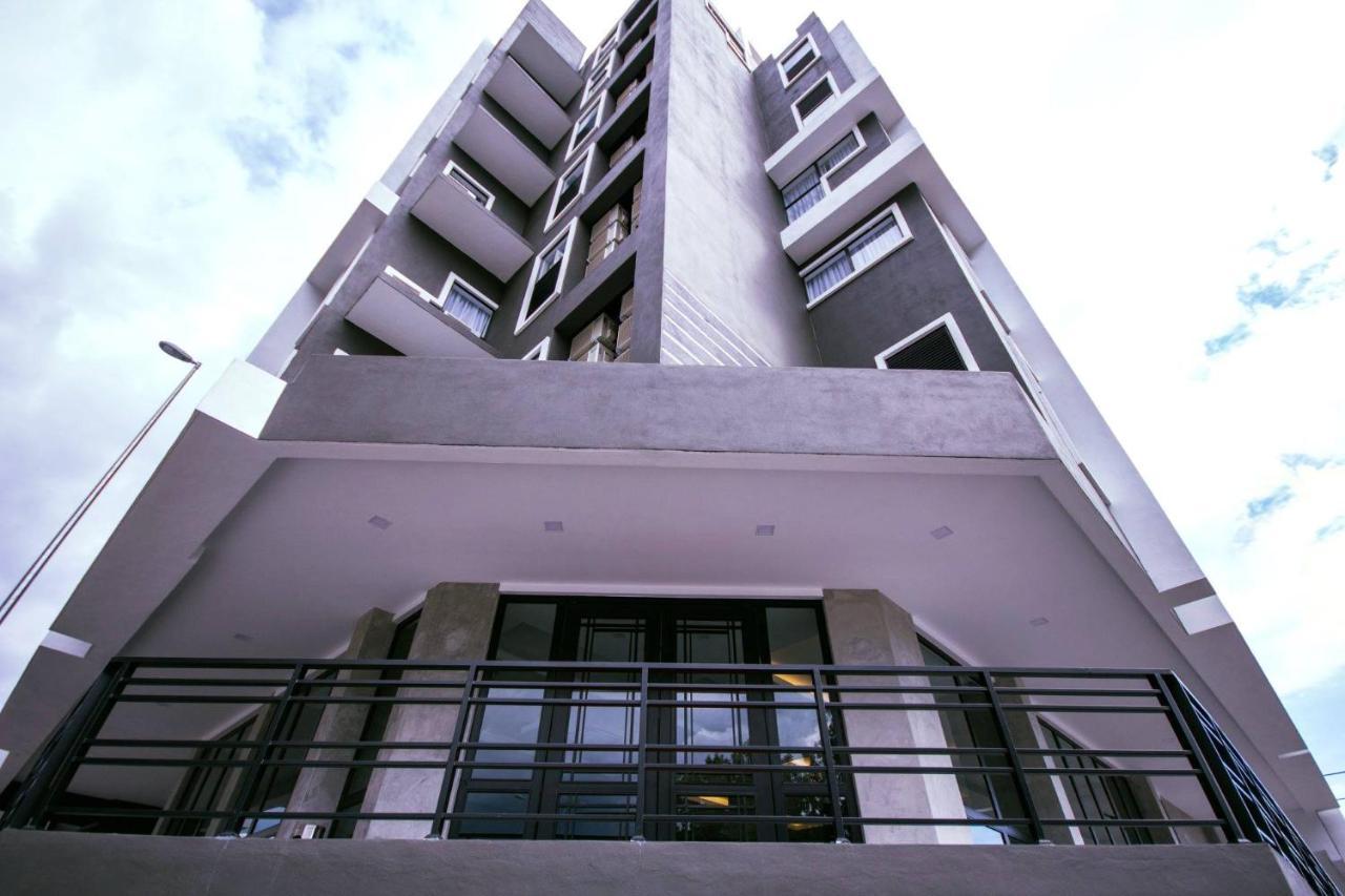 Manhattan Hotel Ipoh Esterno foto