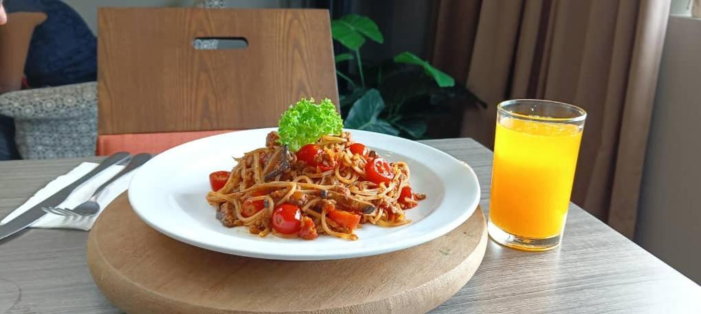 Manhattan Hotel Ipoh Esterno foto