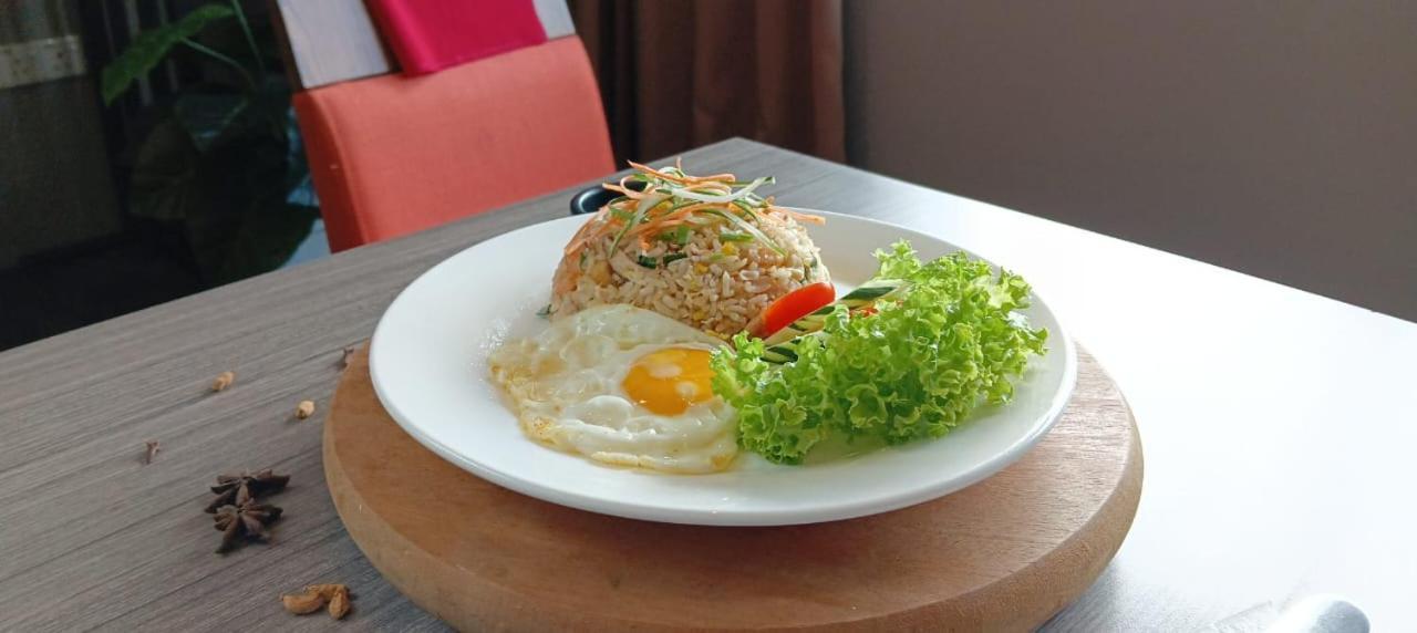 Manhattan Hotel Ipoh Esterno foto