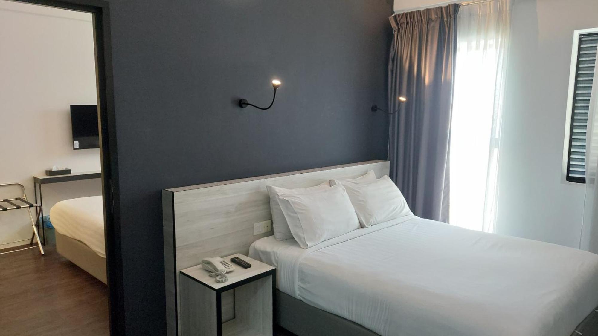 Manhattan Hotel Ipoh Esterno foto