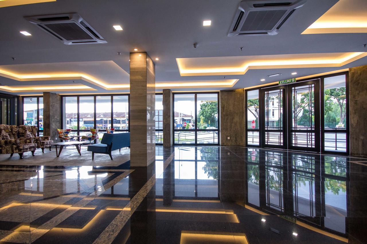 Manhattan Hotel Ipoh Esterno foto
