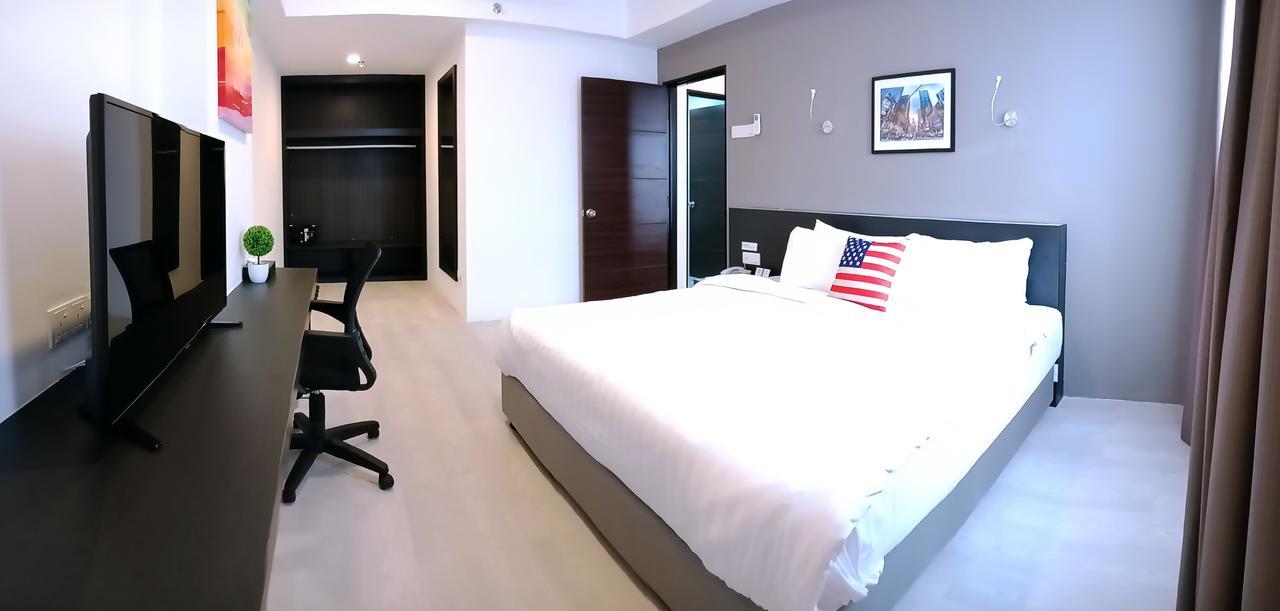 Manhattan Hotel Ipoh Esterno foto